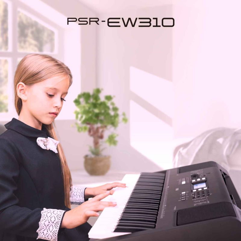 PSR-EW310-02-lifestyle
